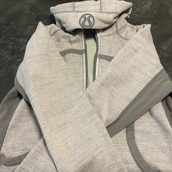Lulu lemon zip up sweater - Picture 1 of 1